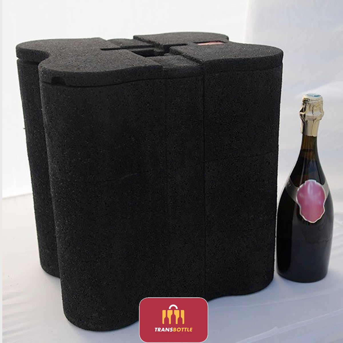 Case de Proteção de Garrafas de Vinho e Cadeado em Tecido Vermelho Inviolável TSA